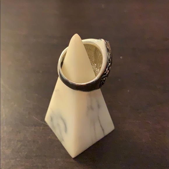 Statement ring - Picture 2 of 2